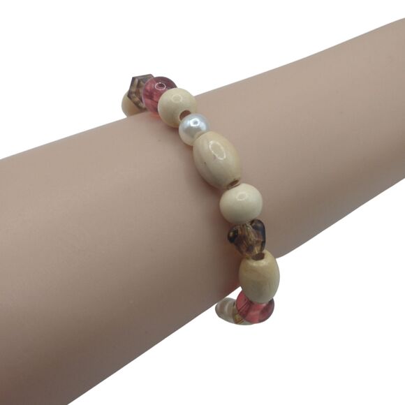 Handmade Pearl & Wood‑Boho Bracelet – Everyday Wear - Picture 2 of 4
